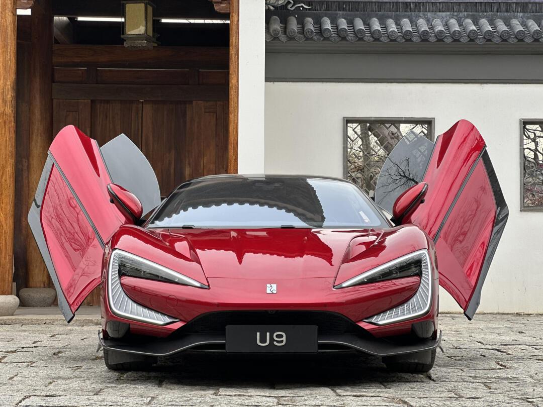 Why Is the BYD Yangwang U9 So Expensive? Technology, Performance, and the Real Cost Behind the Price